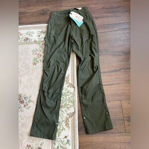 Prana Alana Pants NWT Size 00 in Evergreen